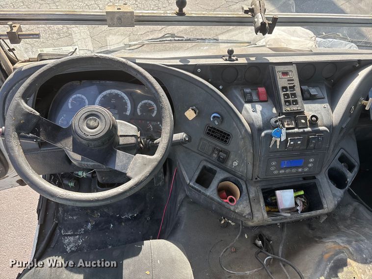 image for item FB5485 2017 Autocar Xpert truck cab and chassis