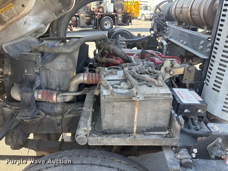 image for item FB5485 2017 Autocar Xpert truck cab and chassis