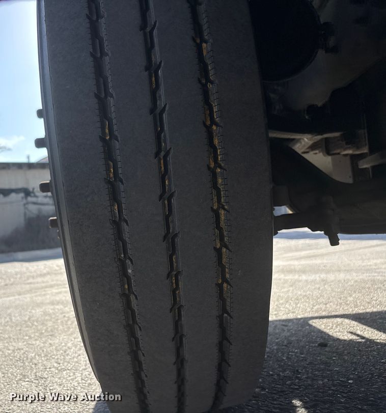 image for item FB5485 2017 Autocar Xpert truck cab and chassis