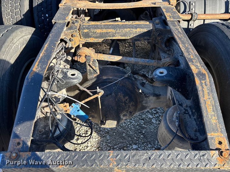 image for item FG0002 1994 Peterbilt 379 semi truck