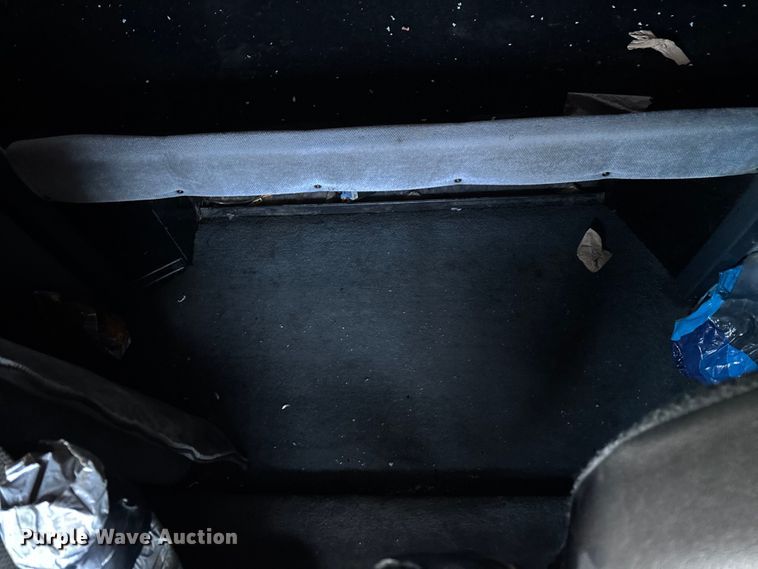 image for item FG0002 1994 Peterbilt 379 semi truck