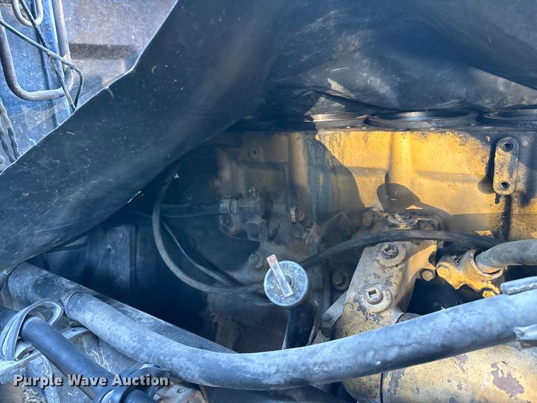 image for item FG0002 1994 Peterbilt 379 semi truck