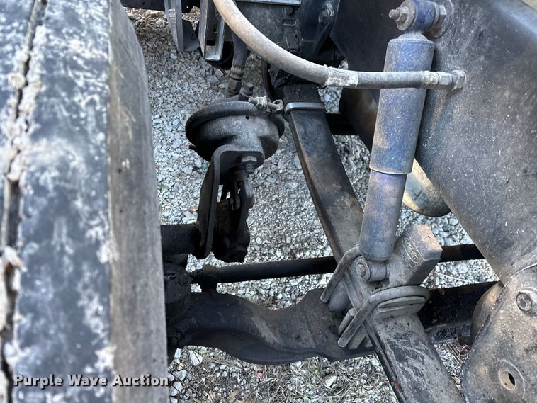 image for item FG0002 1994 Peterbilt 379 semi truck