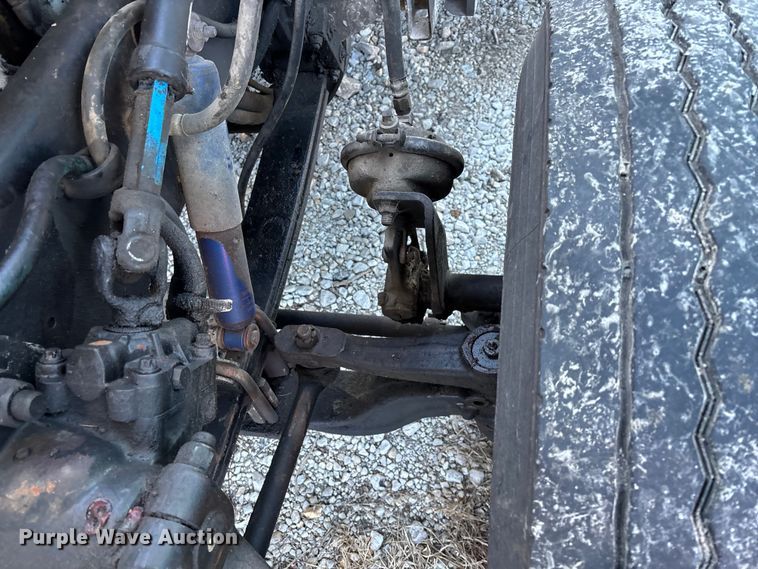 image for item FG0002 1994 Peterbilt 379 semi truck