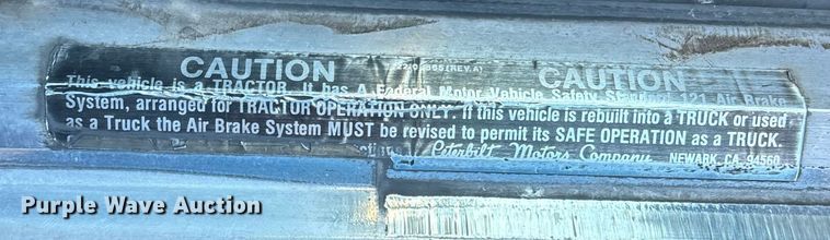 image for item FG0002 1994 Peterbilt 379 semi truck