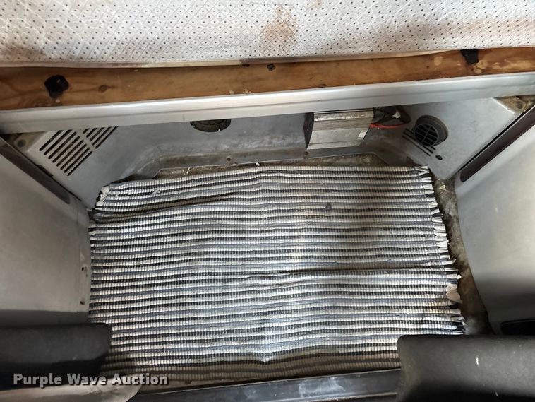 image for item FG0004 2015 Peterbilt 579 semi truck