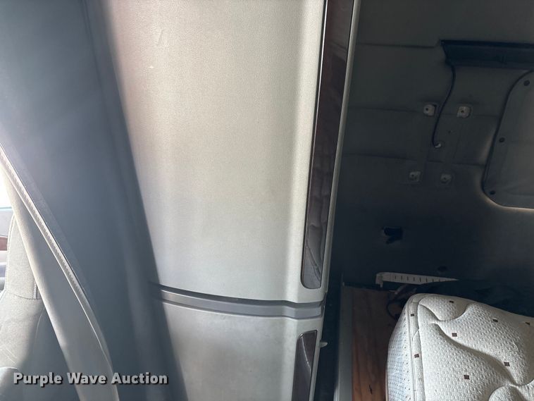 image for item FG0004 2015 Peterbilt 579 semi truck