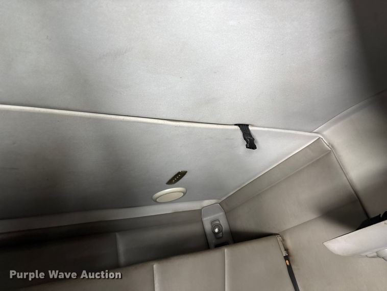 image for item FG0004 2015 Peterbilt 579 semi truck