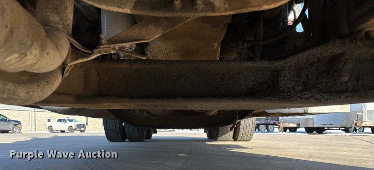 image for item FG0057 2005 Peterbilt 378 semi truck