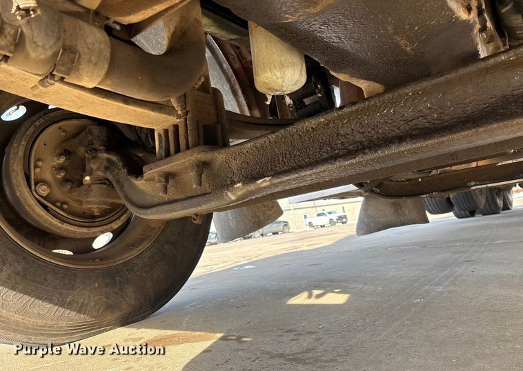 image for item FG0059 1997 Peterbilt 379 semi truck