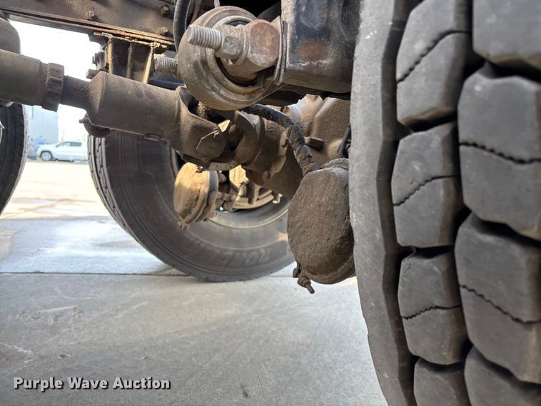 image for item FG0059 1997 Peterbilt 379 semi truck