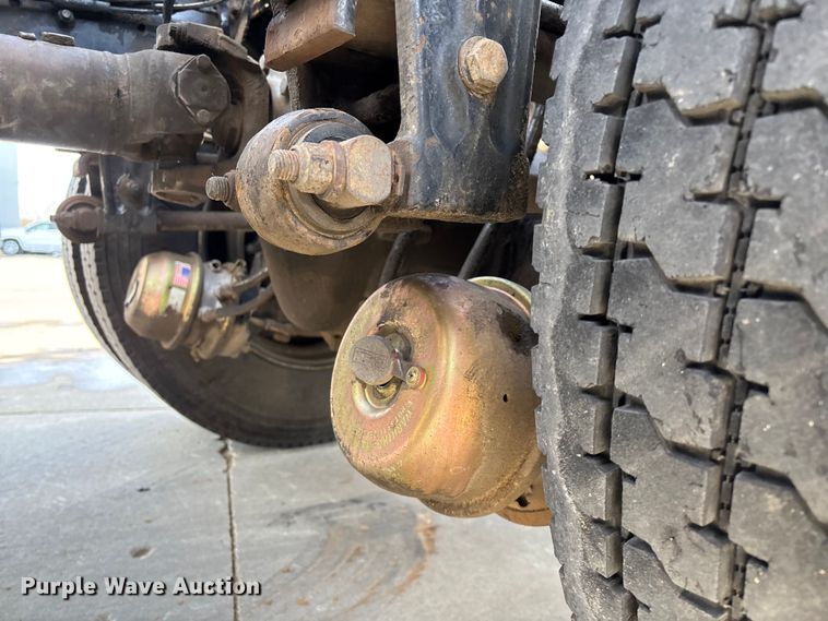 image for item FG0059 1997 Peterbilt 379 semi truck