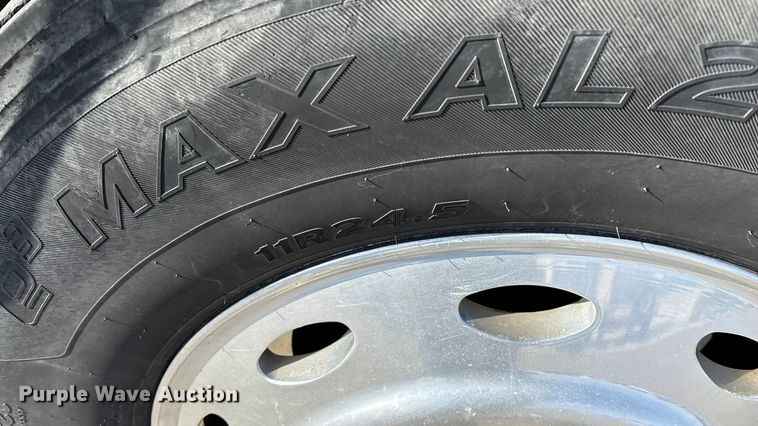 image for item FG0059 1997 Peterbilt 379 semi truck