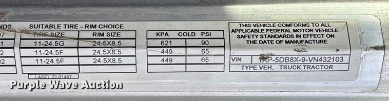 image for item FG0059 1997 Peterbilt 379 semi truck