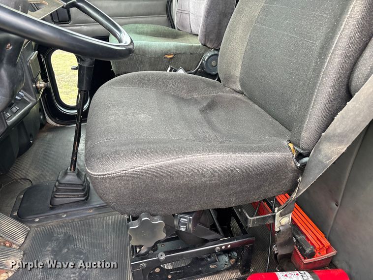 image for item FI1639 1999 Peterbilt 378 vacuum truck