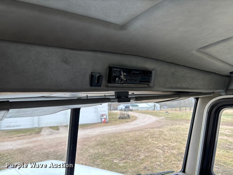 image for item FI1639 1999 Peterbilt 378 vacuum truck