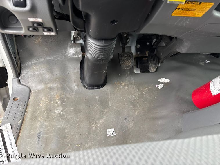 image for item FK1108 2020 Hino 195 box truck