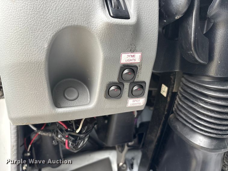 image for item FK1108 2020 Hino 195 box truck