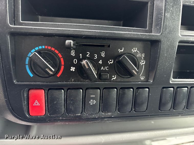 image for item FK1108 2020 Hino 195 box truck