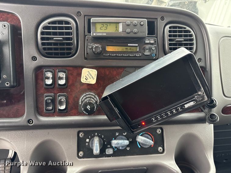 image for item FK1110 2014 Freightliner Business Class M2 refrigerated truck