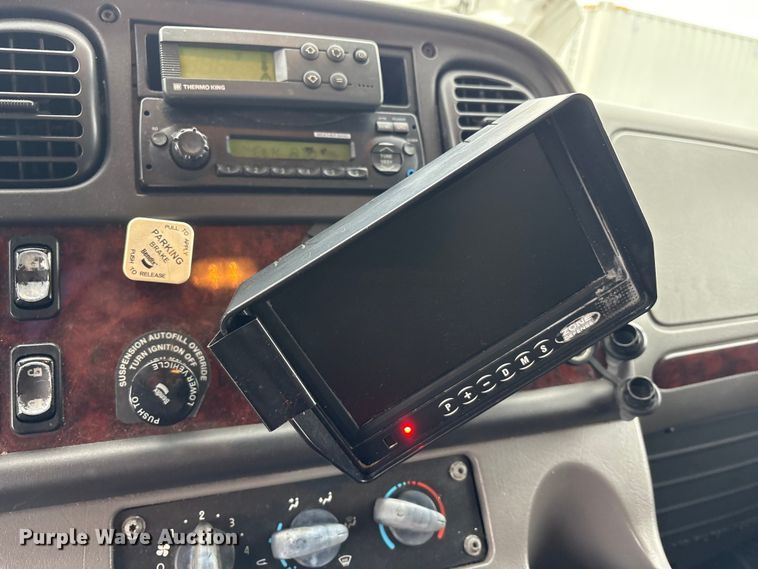 image for item FK1110 2014 Freightliner Business Class M2 refrigerated truck