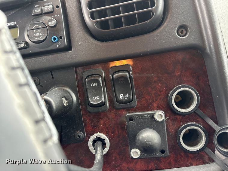 image for item FK1110 2014 Freightliner Business Class M2 refrigerated truck