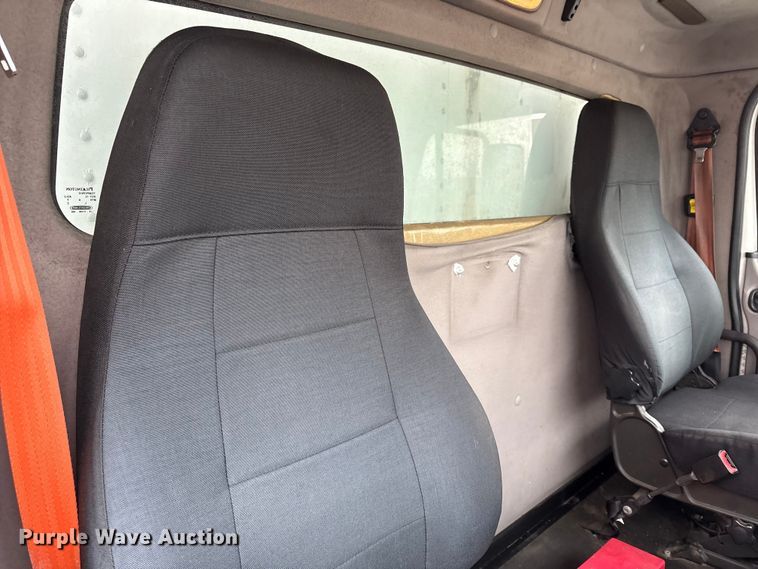 image for item FK1110 2014 Freightliner Business Class M2 refrigerated truck