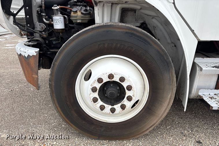 image for item FK1110 2014 Freightliner Business Class M2 refrigerated truck