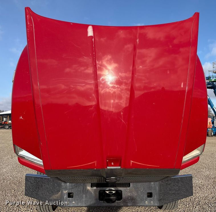 image for item FK1121 2015 Kenworth T880 semi truck