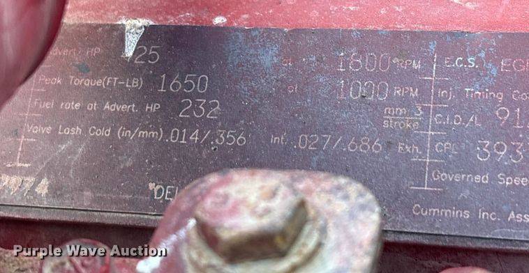 image for item FK1121 2015 Kenworth T880 semi truck