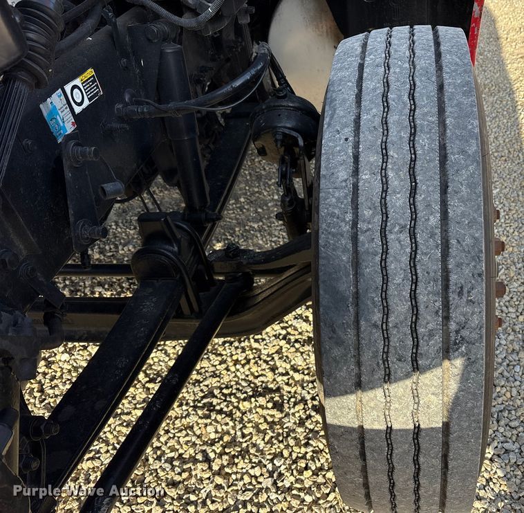 image for item FK1121 2015 Kenworth T880 semi truck