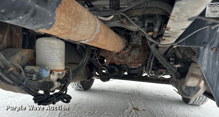 image for item FK1555 2016 Kenworth T880 semi truck