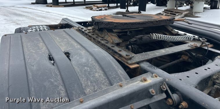 image for item FK1555 2016 Kenworth T880 semi truck