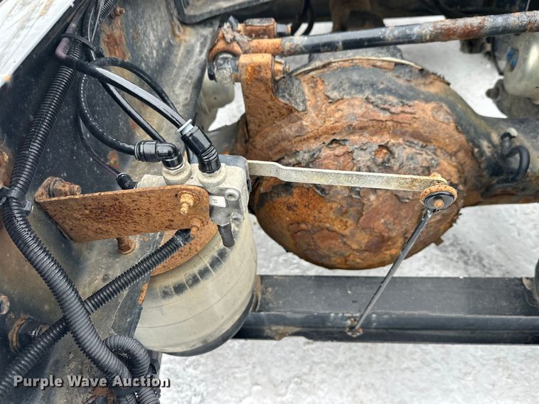 image for item FK1555 2016 Kenworth T880 semi truck