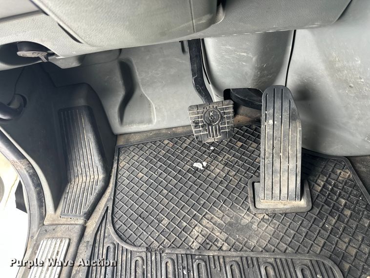 image for item FK1555 2016 Kenworth T880 semi truck