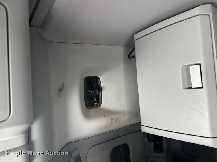 image for item FK1555 2016 Kenworth T880 semi truck