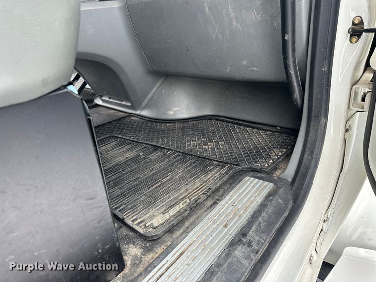 image for item FK1555 2016 Kenworth T880 semi truck