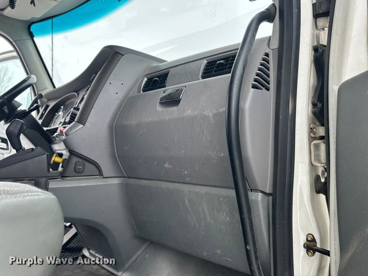 image for item FK1555 2016 Kenworth T880 semi truck