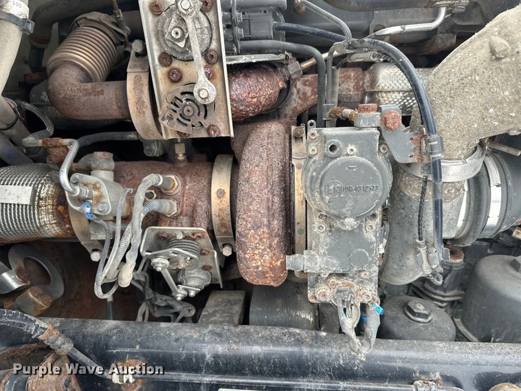 image for item FK1555 2016 Kenworth T880 semi truck