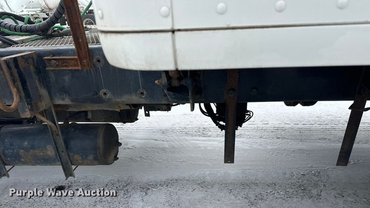 image for item FK1560 2016 Kenworth T880 semi truck