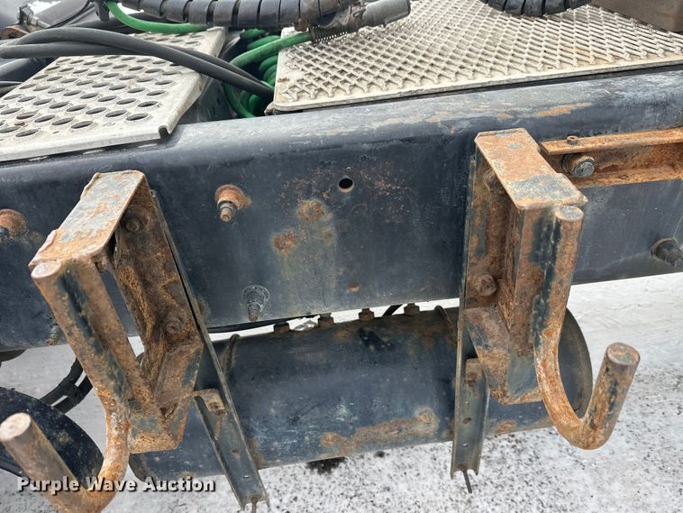 image for item FK1560 2016 Kenworth T880 semi truck