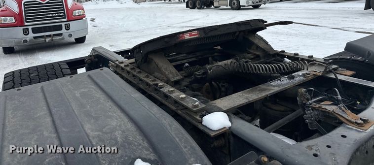 image for item FK1560 2016 Kenworth T880 semi truck