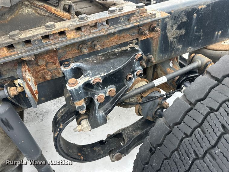 image for item FK1560 2016 Kenworth T880 semi truck