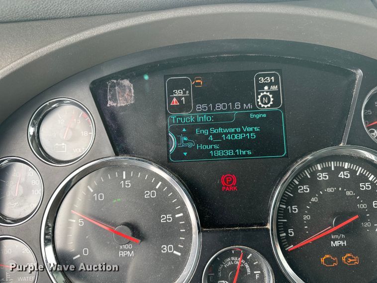 image for item FK1560 2016 Kenworth T880 semi truck