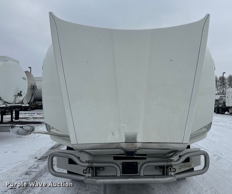 image for item FK1560 2016 Kenworth T880 semi truck