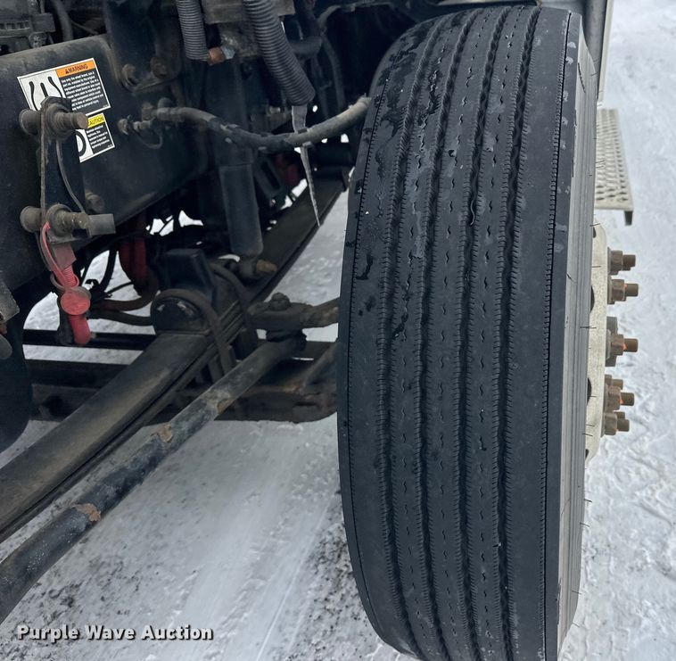 image for item FK1560 2016 Kenworth T880 semi truck