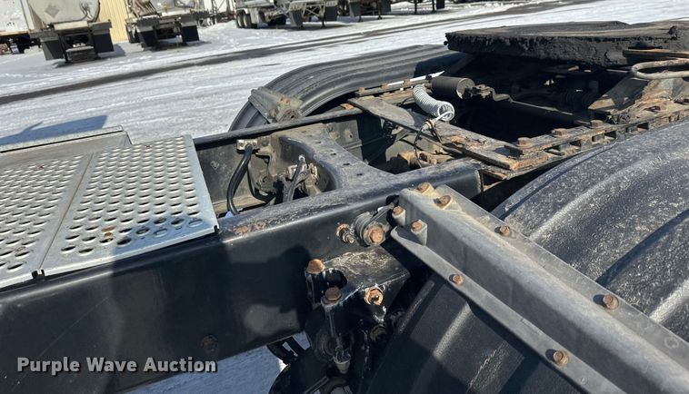 image for item FK1563 2016 Kenworth T880 semi truck