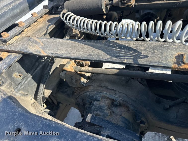 image for item FK1563 2016 Kenworth T880 semi truck