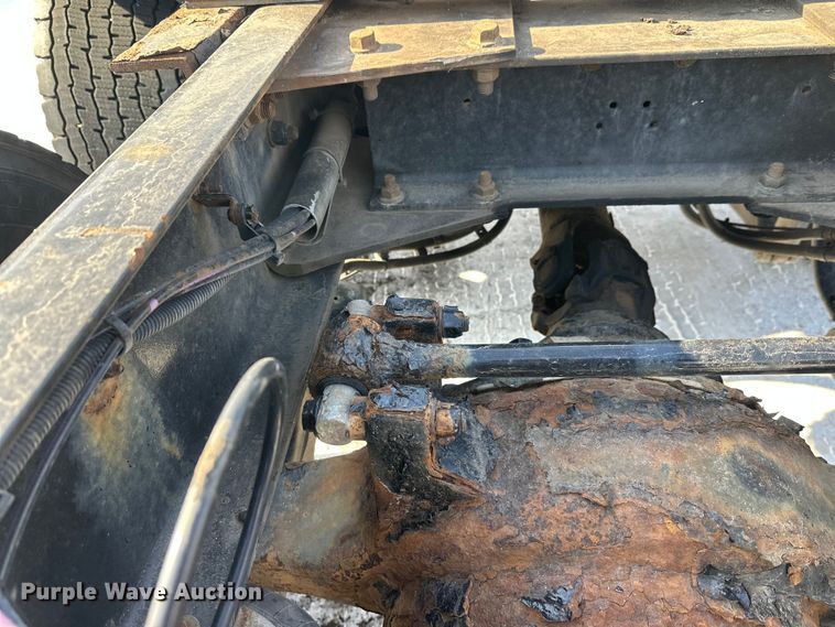 image for item FK1563 2016 Kenworth T880 semi truck