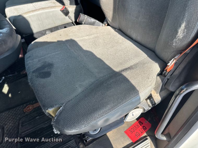 image for item FK1563 2016 Kenworth T880 semi truck